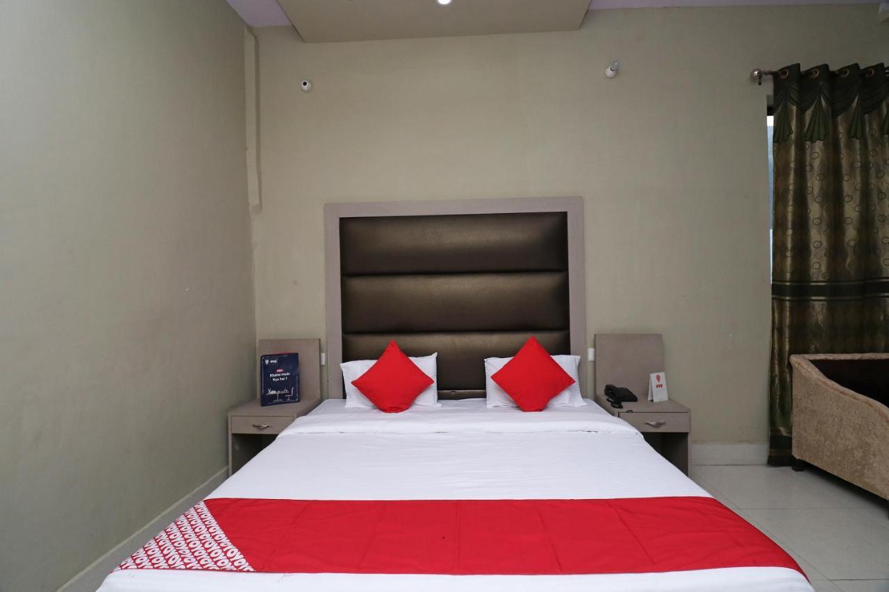 Oyo 19026 Hotel As Karnāl מראה חיצוני תמונה